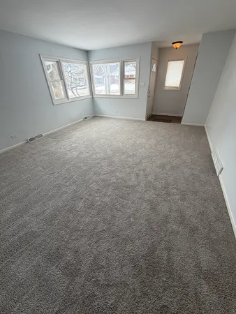 $2,800 | 1388 Gardina Vista, Crystal Lake, IL 60014