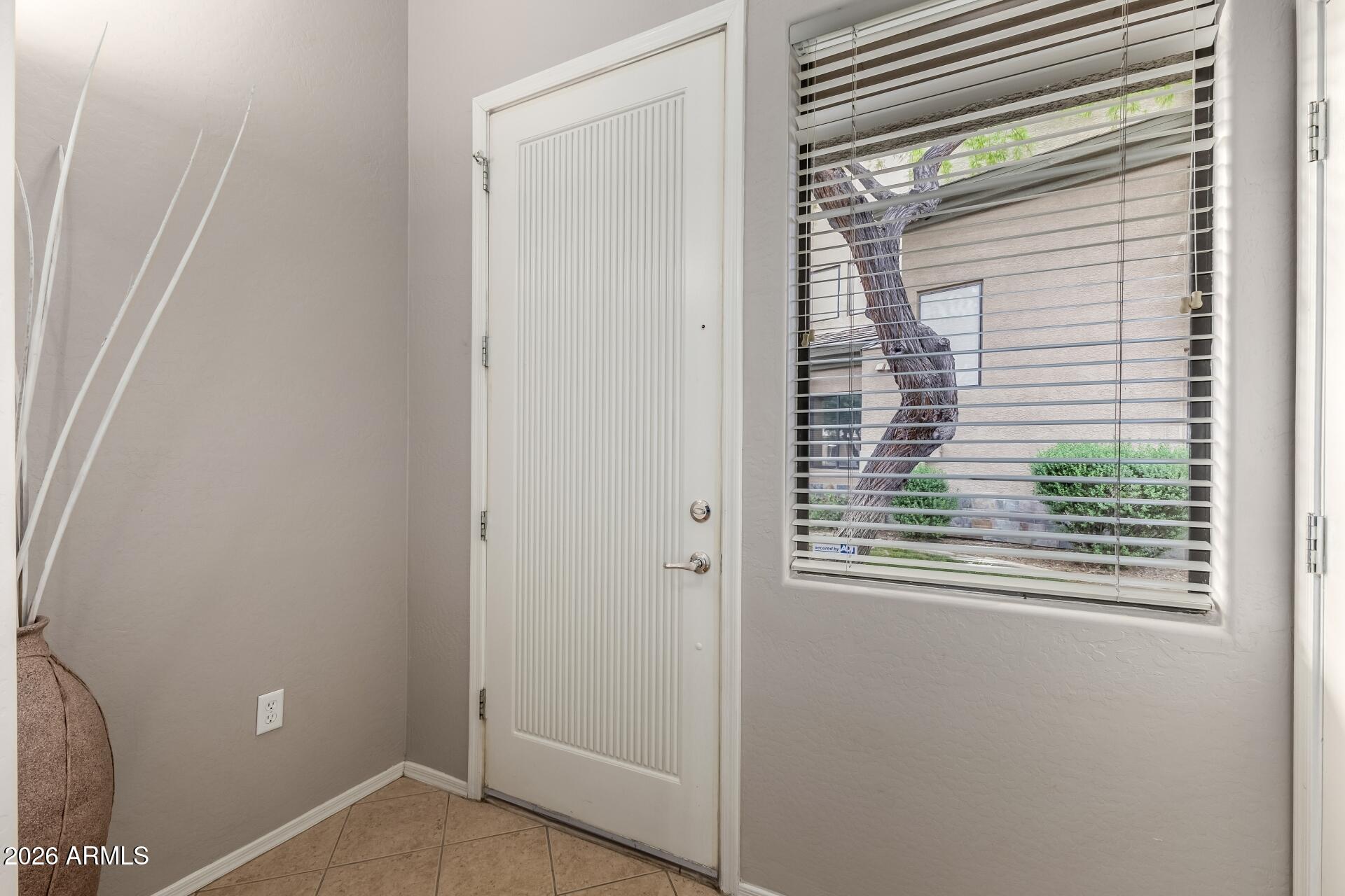 705 West Queen Creek Road, Unit 2114 Chandler, AZ 85248 - Photo 7 of 36 a view of a closet in a window
