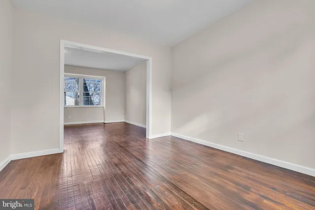 $334,000 | 124 Stratford Avenue, Stratford, NJ 08084