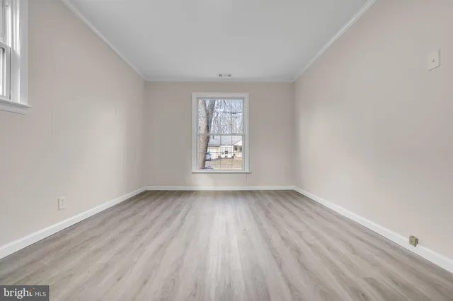 $334,000 | 124 Stratford Avenue, Stratford, NJ 08084