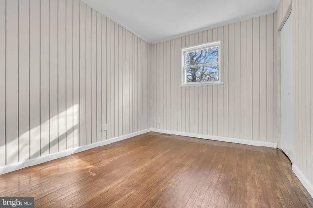 $334,000 | 124 Stratford Avenue, Stratford, NJ 08084