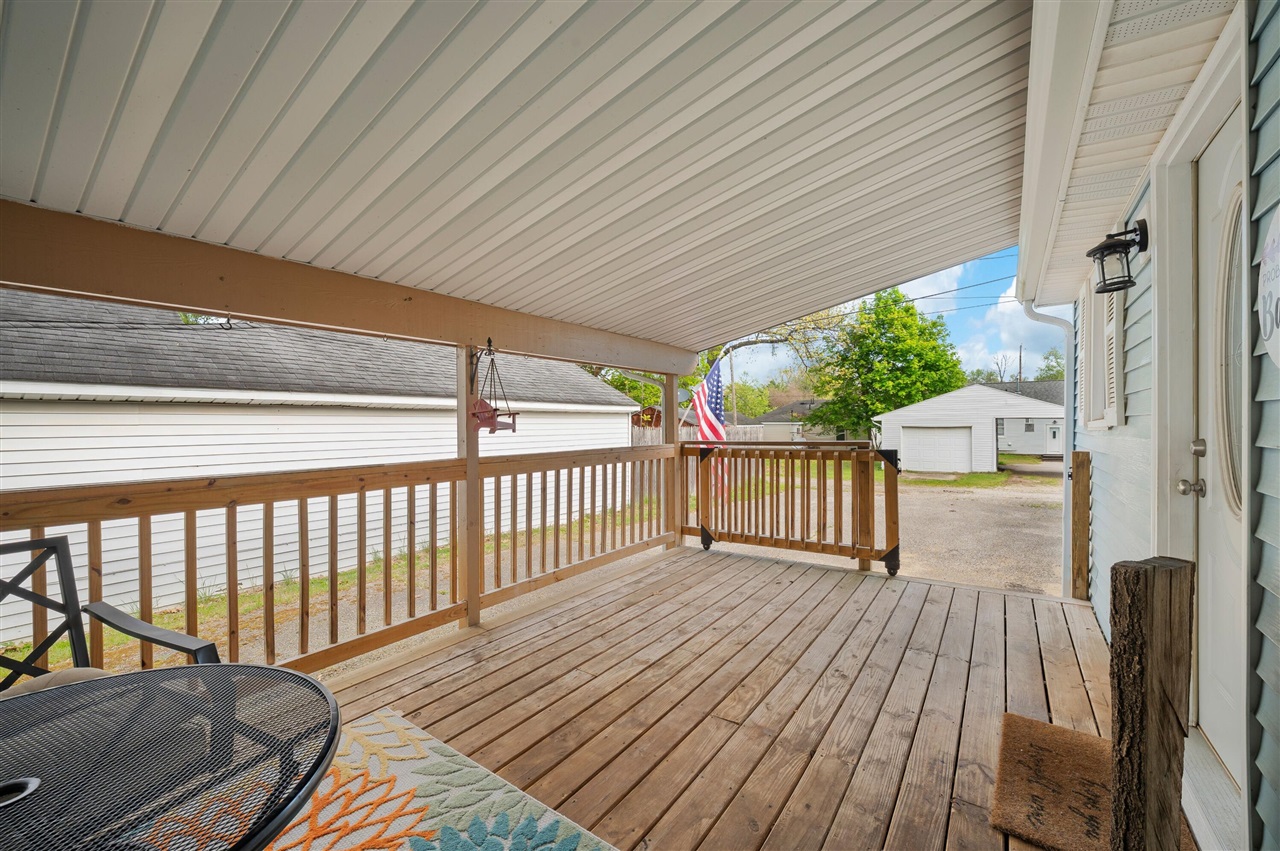 708 Roe Street Buchanan, MI 49107 - Photo 14 of 16