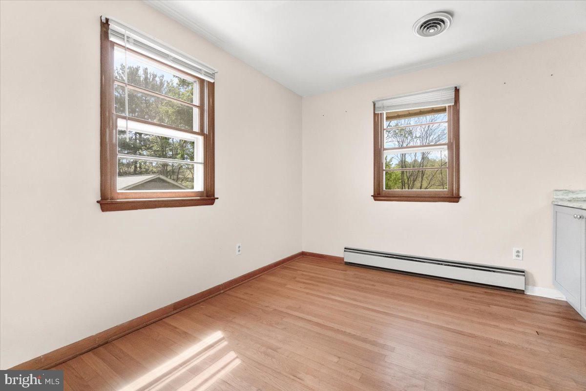 2051 Flag Marsh Road Mount Airy, MD 21771 - Photo 10 of 41 Gallery Image 10