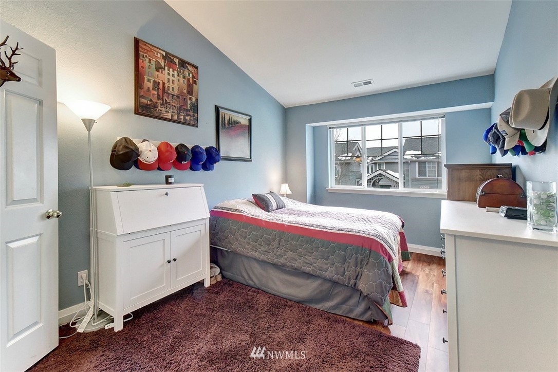22617 4th Avenue West, Unit 101 Bothell, WA 98021 - Photo 12 of 21
