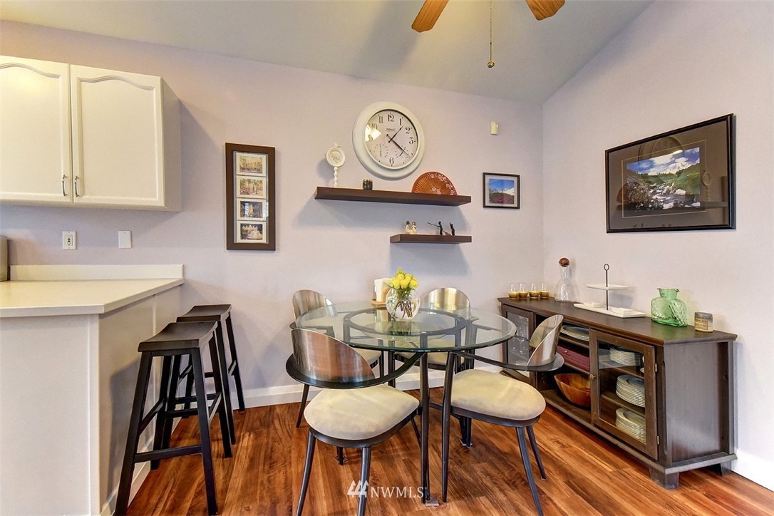 22617 4th Avenue West, Unit 101 Bothell, WA 98021 - Photo 10 of 21
