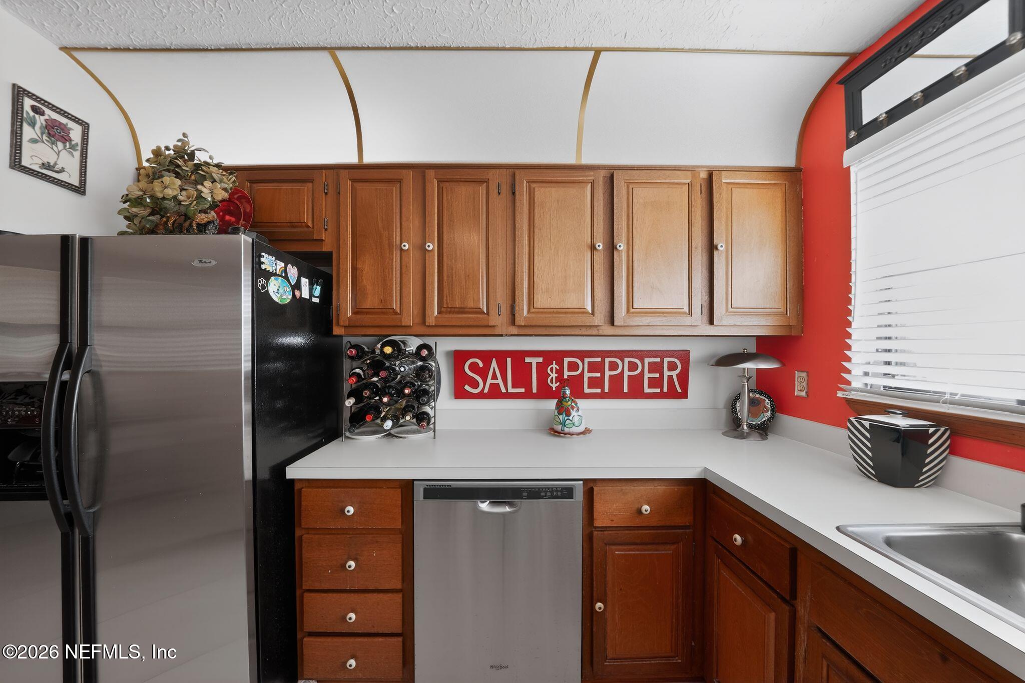4543 Southeast Dryfus Avenue Stuart, FL 34997 - Photo 15 of 46 Kitchen