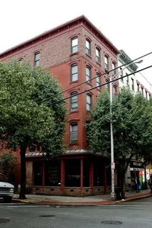 $2,700 | 101 Willow Avenue, Unit 2F, Hoboken, NJ 07030