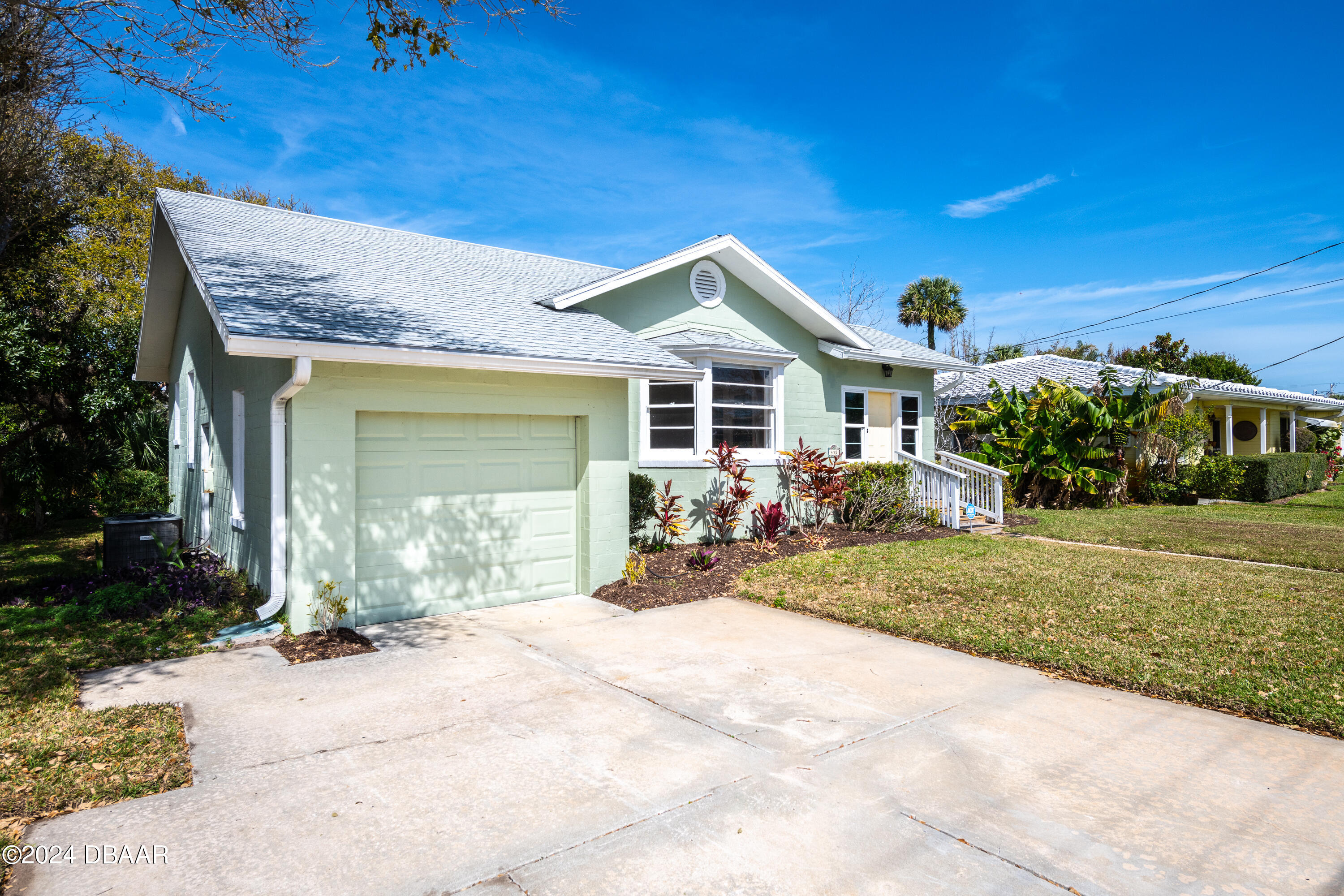 435 Poinsettia Road Daytona Beach, FL 32118 - Photo 35 of 37 435Poinsettia-Ext-19