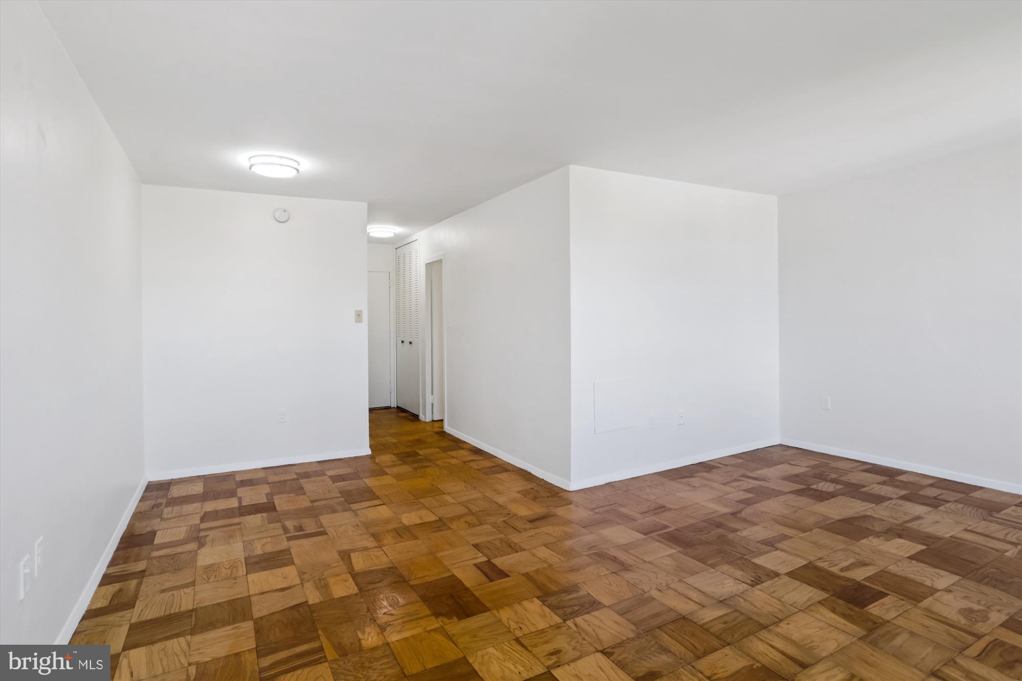2030 F Street Northwest, Unit 906 Washington, DC 20006 - Photo 19 of 33 a view of room