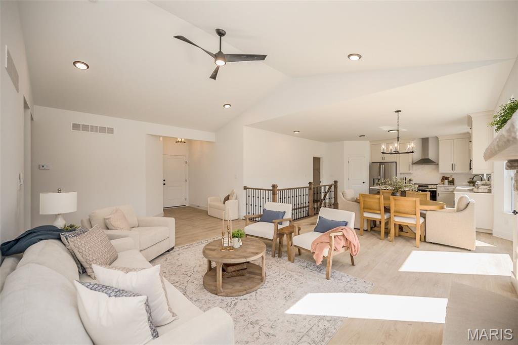 171 Sydnorville Road Troy, MO 63379 - Photo 8 of 33