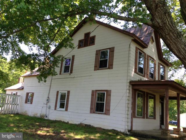 13095 South River Road Sumerduck, VA 22742 - Photo 2 of 15 Exterior (General)