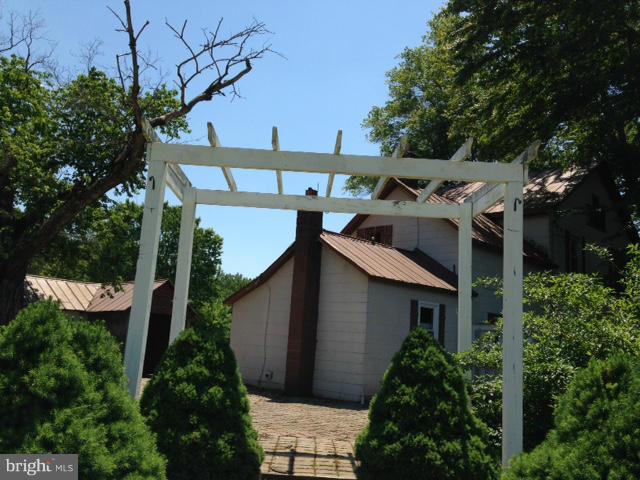 13095 South River Road Sumerduck, VA 22742 - Photo 4 of 15 Exterior (General)