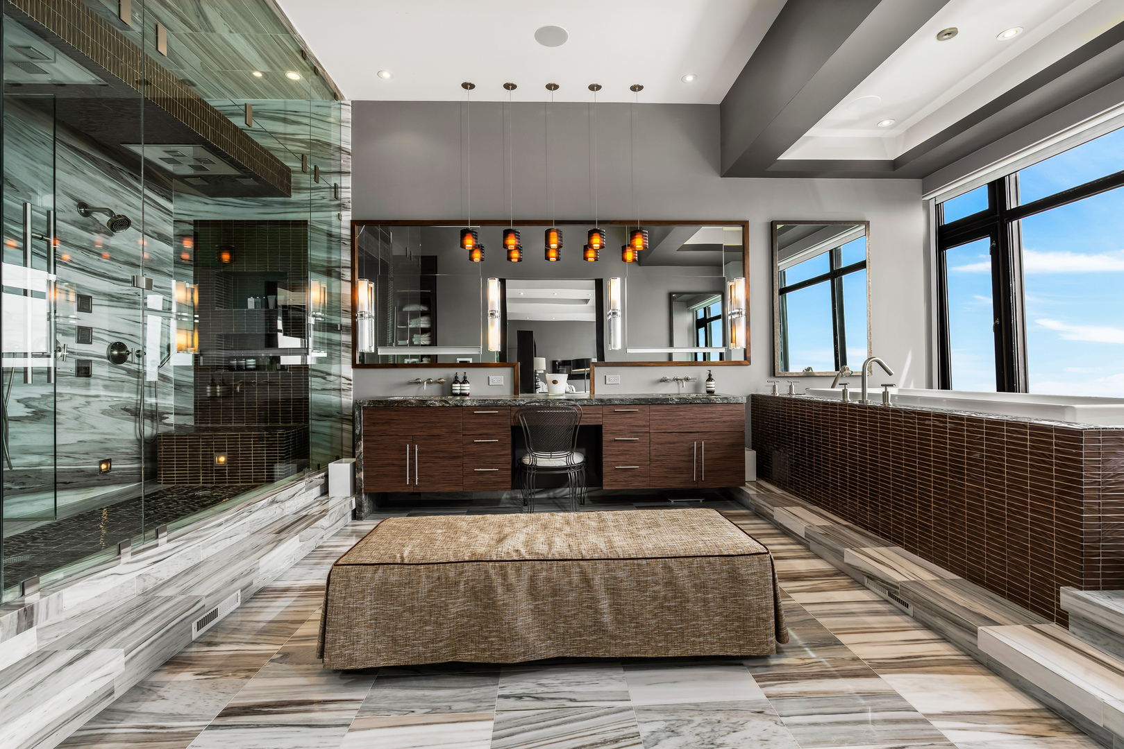 175 East Delaware Place, Unit 9210 Chicago, IL 60611 - Photo 48 of 66