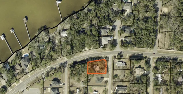 $110,000 | 6829 East Bay Boulevard, Navarre, FL 32566