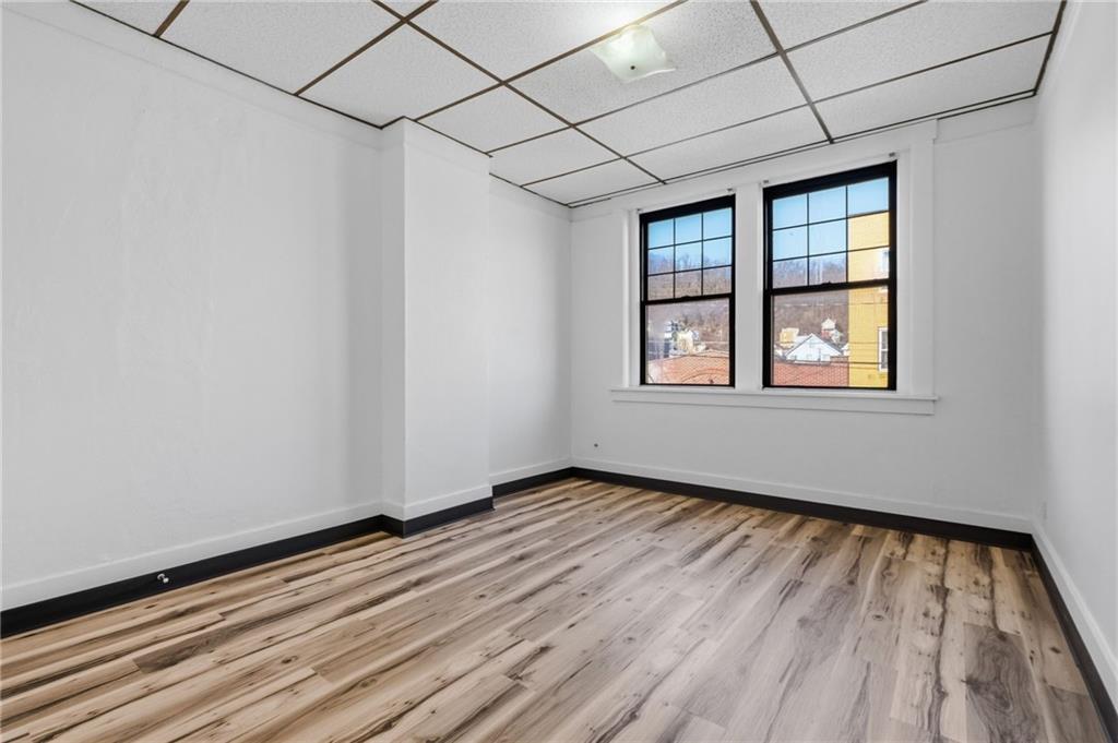 813 Broadway Avenue McKees Rocks, PA 15136 - Photo 19 of 25