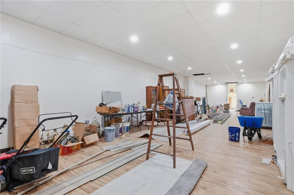 813 Broadway Avenue McKees Rocks, PA 15136 - Photo 6 of 25