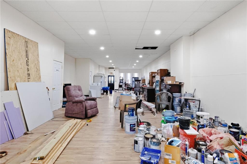 813 Broadway Avenue McKees Rocks, PA 15136 - Photo 7 of 25