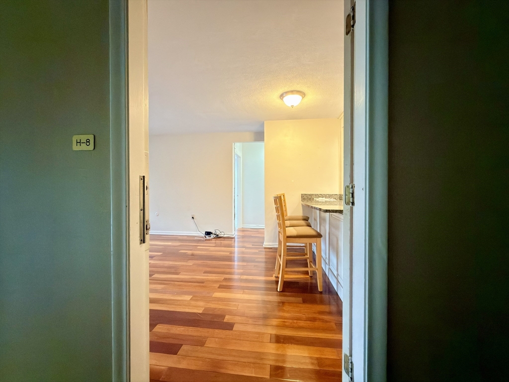 1323 Worcester Road, Unit H8 Framingham, MA 01701 - Photo 2 of 34 Gallery Image 2