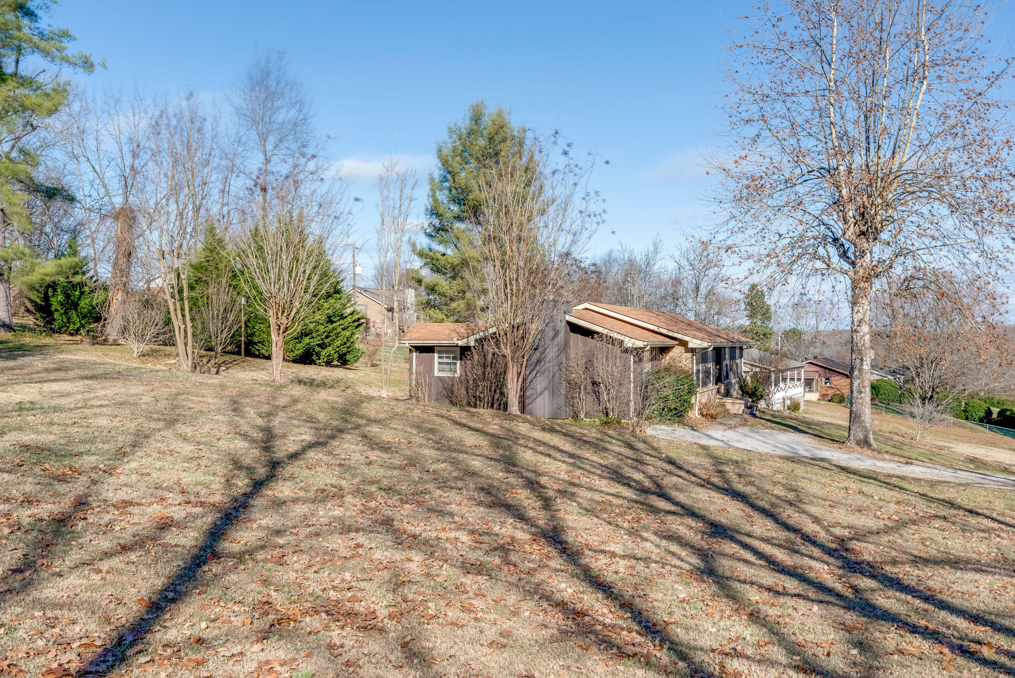 1105 Ridgecrest Drive Dickson, TN 37055 - Photo 4 of 39 Gallery Image 4