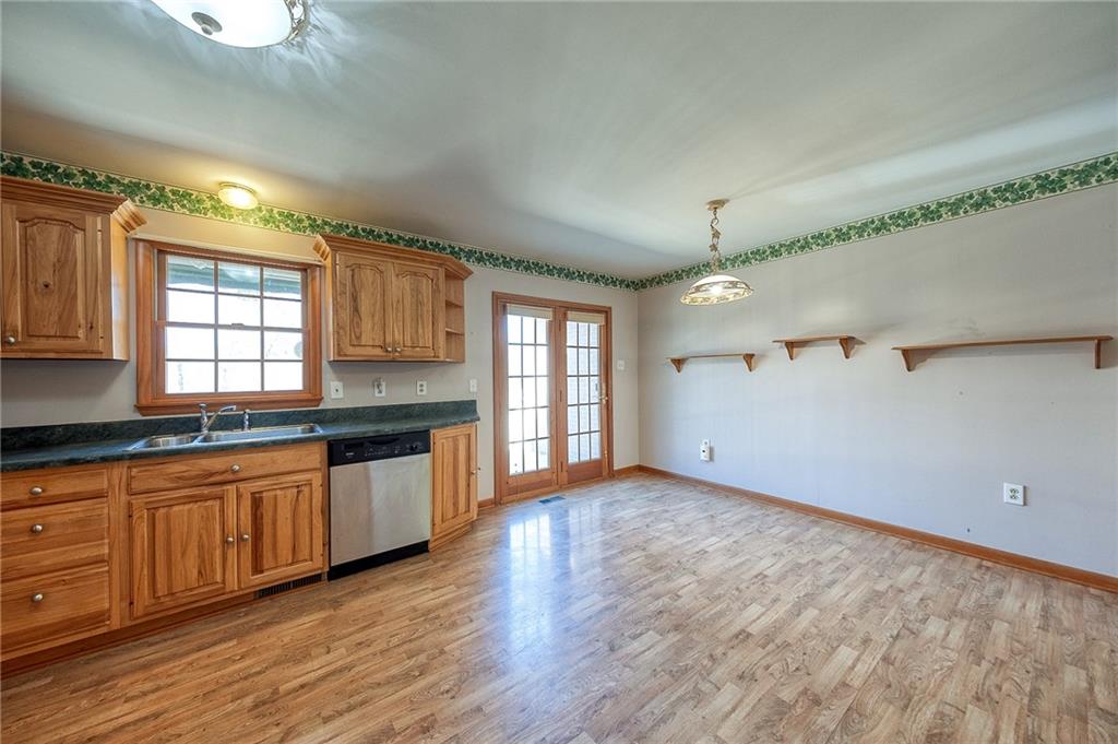 95 Starr Road Cheswick, PA 15024 - Photo 2 of 40