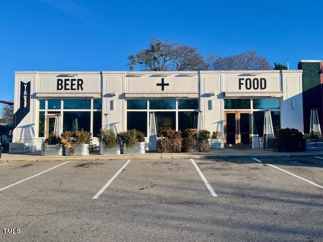 638 Watauga Street Raleigh, NC 27604 - Photo 40 of 41 Standard Beer and Food