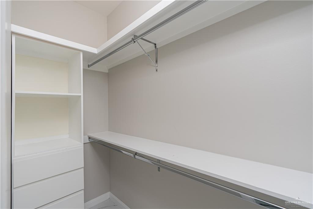 221 Rafael Drive, Unit 1 San Juan, TX 78589 - Photo 11 of 18 a close view of closet