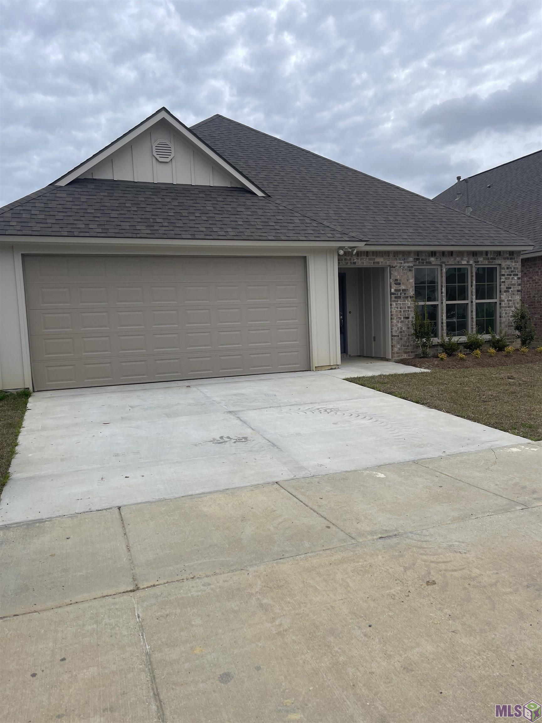 15523 Fieldside Avenue Baton Rouge, LA 70816 - Photo 1 of 21 Gallery Image 1