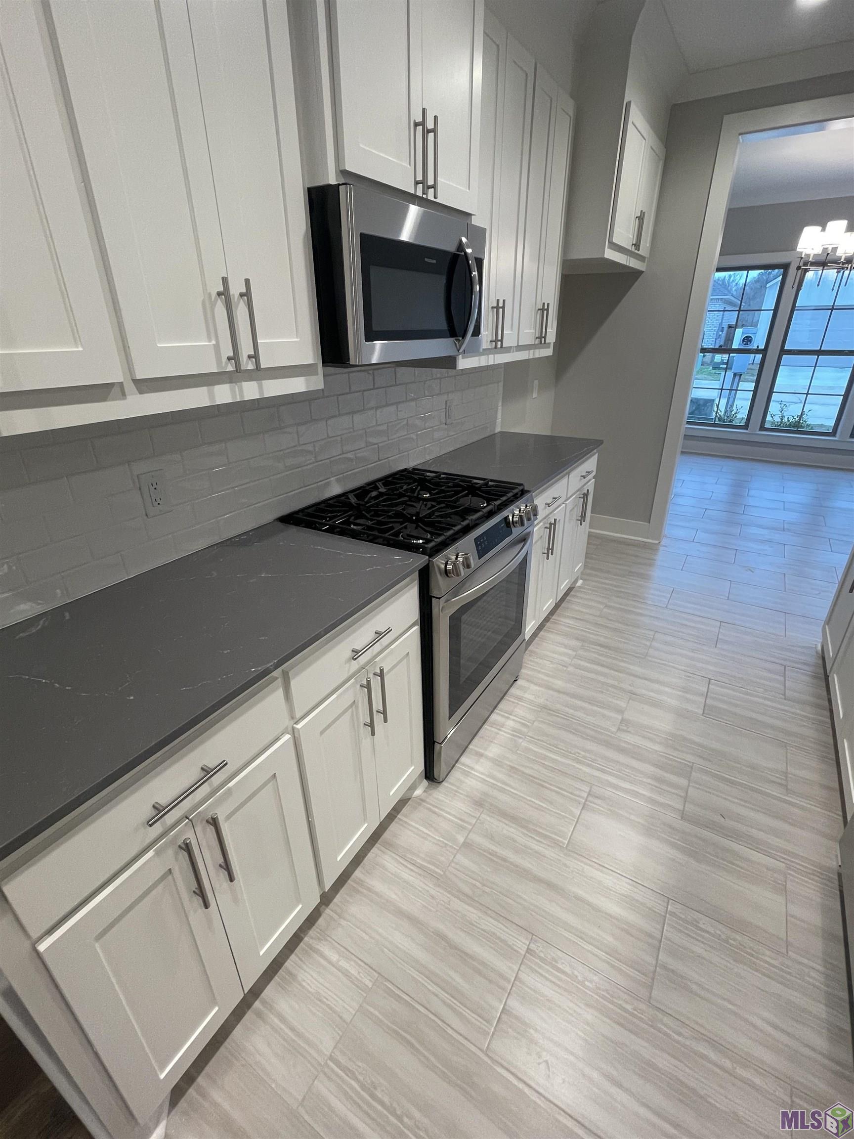 15523 Fieldside Avenue Baton Rouge, LA 70816 - Photo 8 of 21 Gallery Image 8