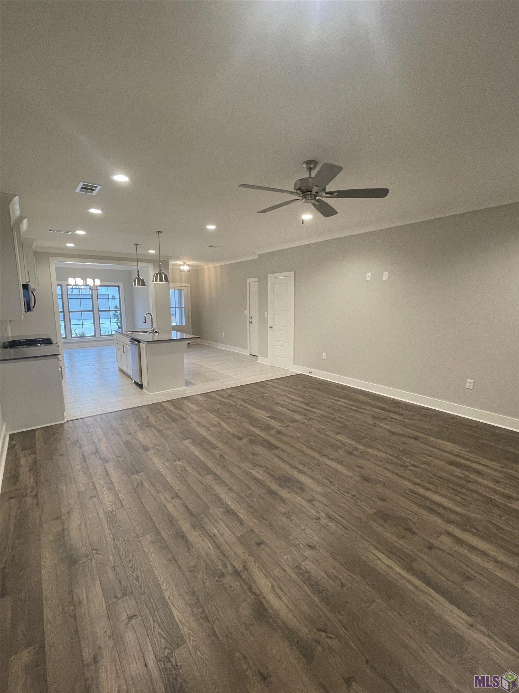 15523 Fieldside Avenue Baton Rouge, LA 70816 - Photo 10 of 21 Gallery Image 10