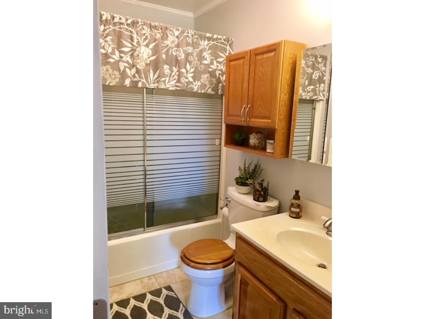 141 Township Road Oxford, PA 19363 - Photo 11 of 24 Bathroom