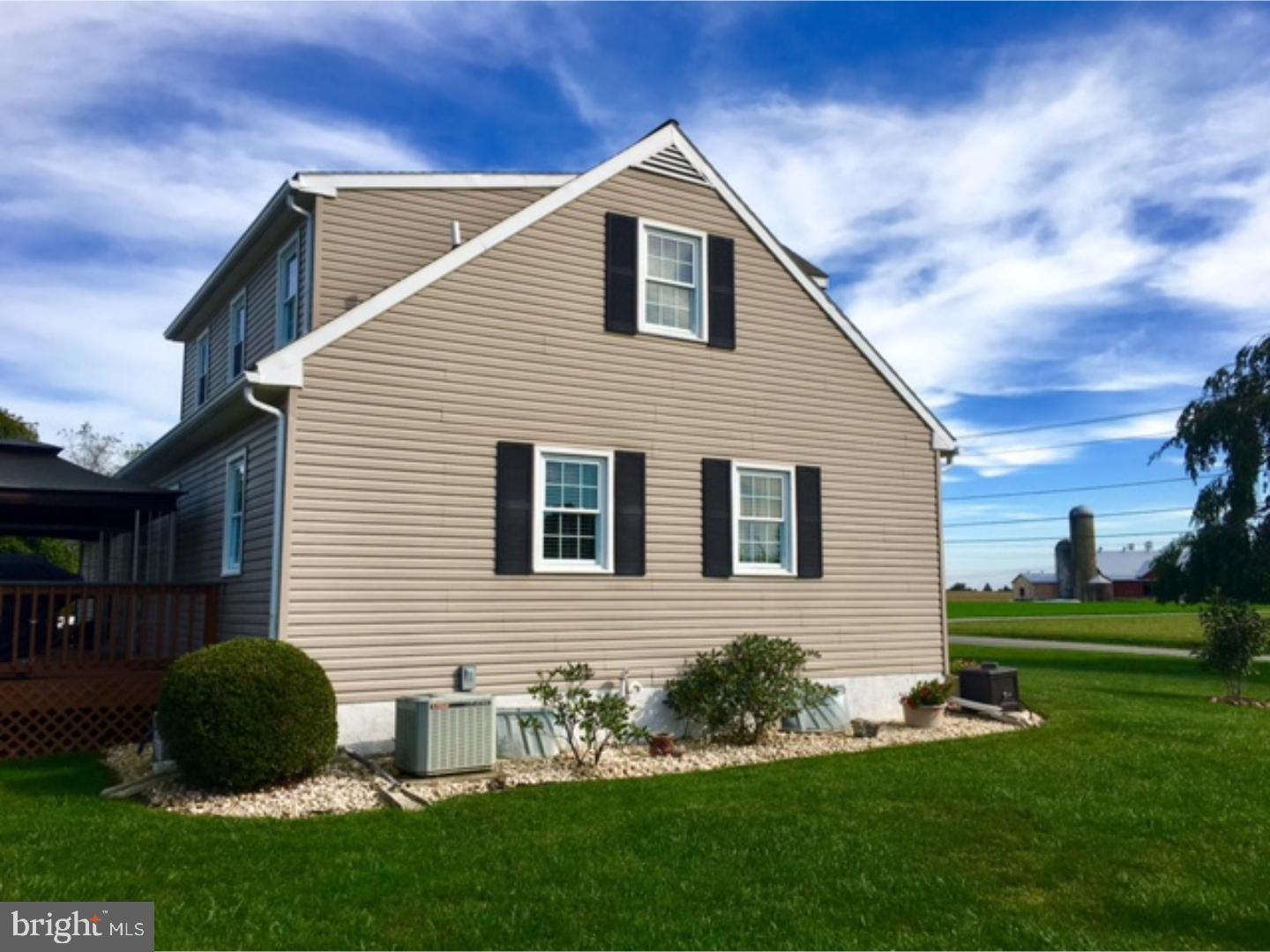 141 Township Road Oxford, PA 19363 - Photo 3 of 24 Exterior Side