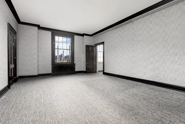 $17,000,000 | 1030 5th Avenue, Unit 8W | Upper East Side