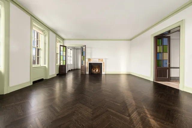 $17,000,000 | 1030 5th Avenue, Unit 8W | Upper East Side