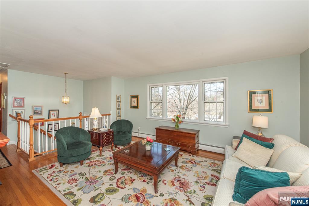 103 Cedar Road Ringwood, NJ 07456 - Photo 5 of 26