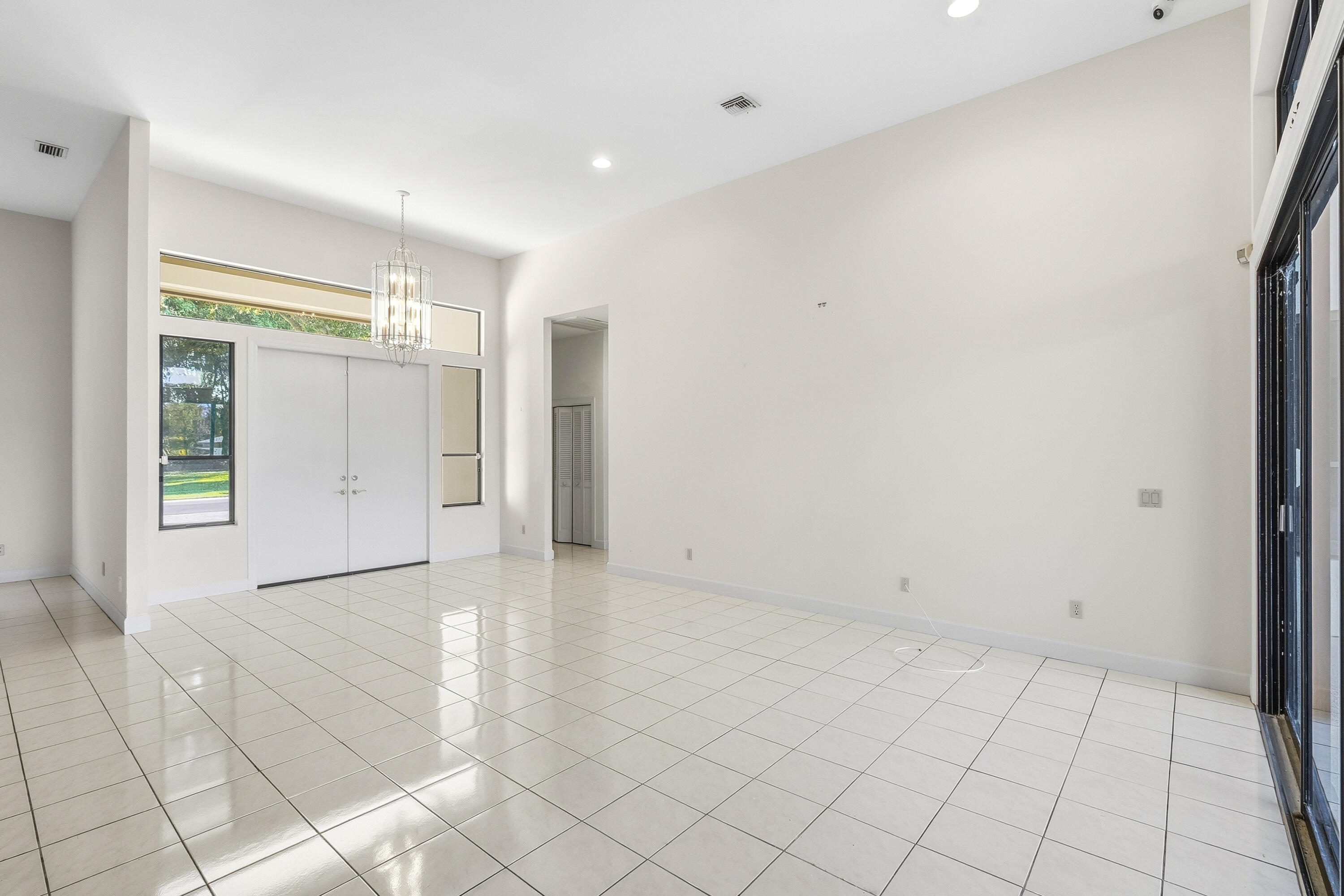 6469 Southeast Baltusrol Terrace Stuart, FL 34997 - Photo 12 of 65 DSC06647