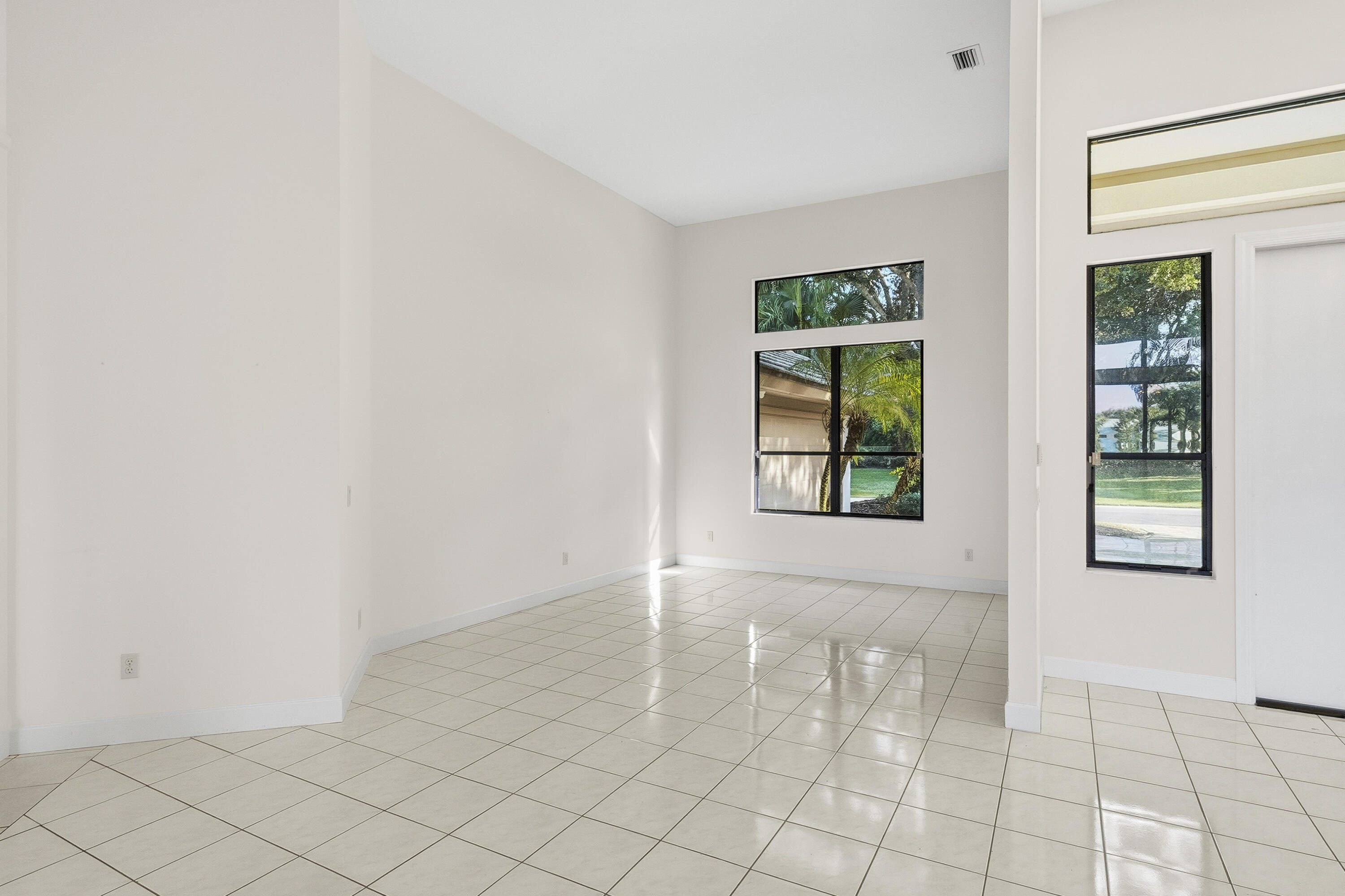 6469 Southeast Baltusrol Terrace Stuart, FL 34997 - Photo 14 of 65 DSC06657