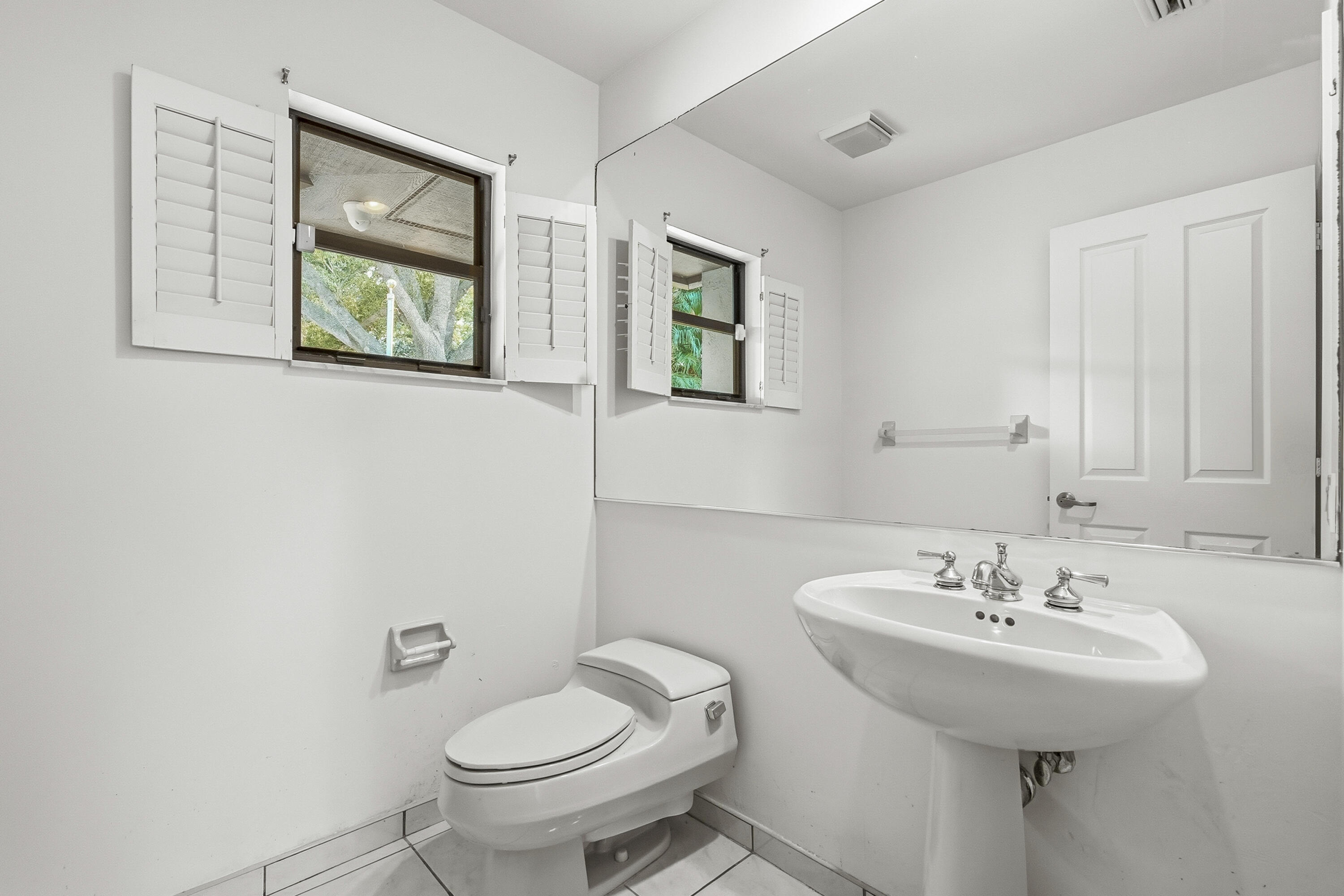 6469 Southeast Baltusrol Terrace Stuart, FL 34997 - Photo 38 of 65 DSC06797