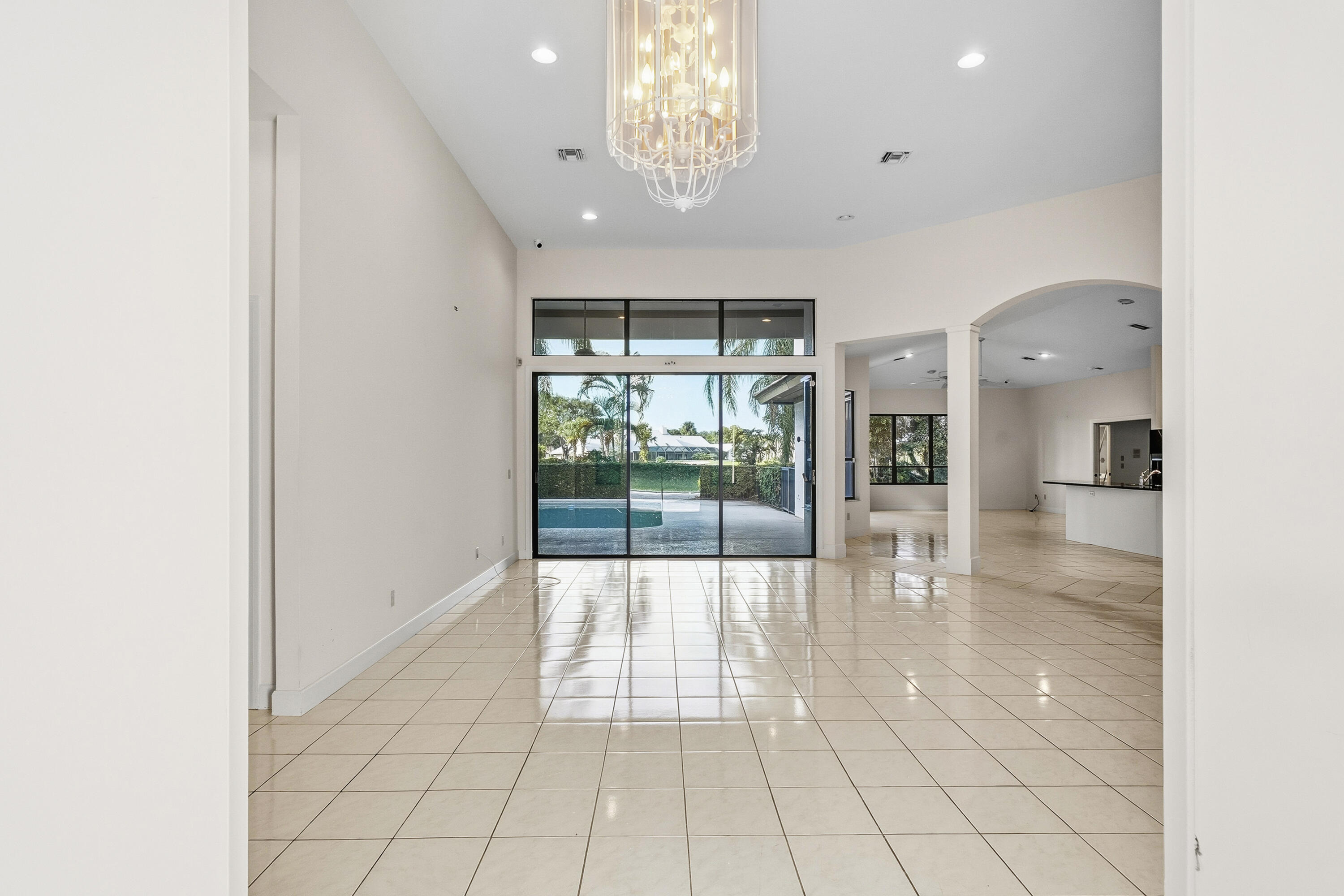 6469 Southeast Baltusrol Terrace Stuart, FL 34997 - Photo 9 of 65 DSC06632