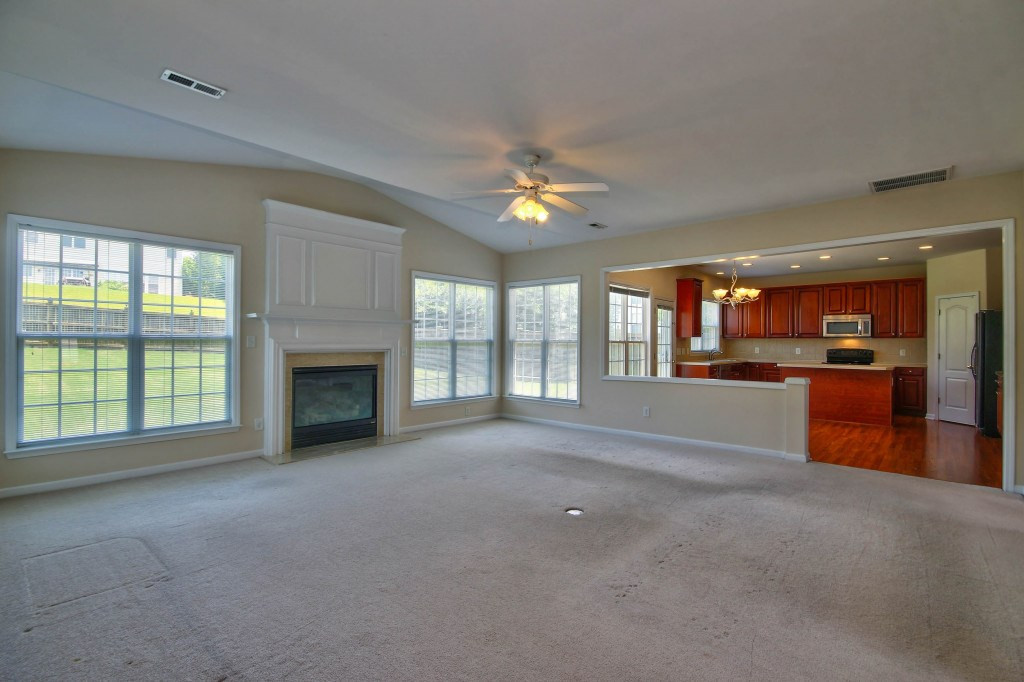 7608 Vista Del Rey Lane Raleigh, NC 27613 - Photo 10 of 25 Family Room