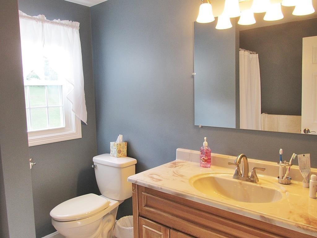 28 Meadowbrook Road Auburn, MA 01501 - Photo 15 of 21 Gallery Image 15