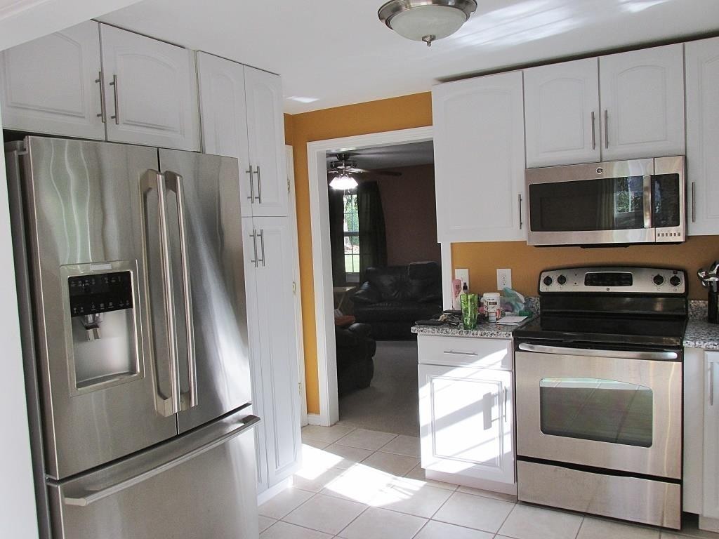 28 Meadowbrook Road Auburn, MA 01501 - Photo 4 of 21 Gallery Image 4