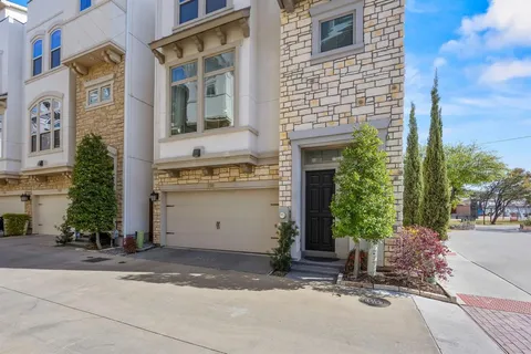 $695,000 | 730 Spanish Oaks Place, Dallas, TX 75204
