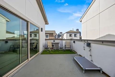 $695,000 | 730 Spanish Oaks Place, Dallas, TX 75204