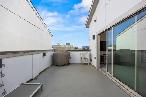 $695,000 | 730 Spanish Oaks Place, Dallas, TX 75204