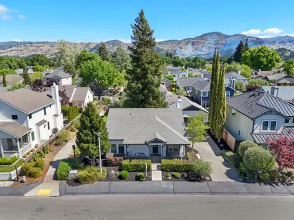 $1,615,000 | 6 Jasmine Street, Yountville, CA 94599
