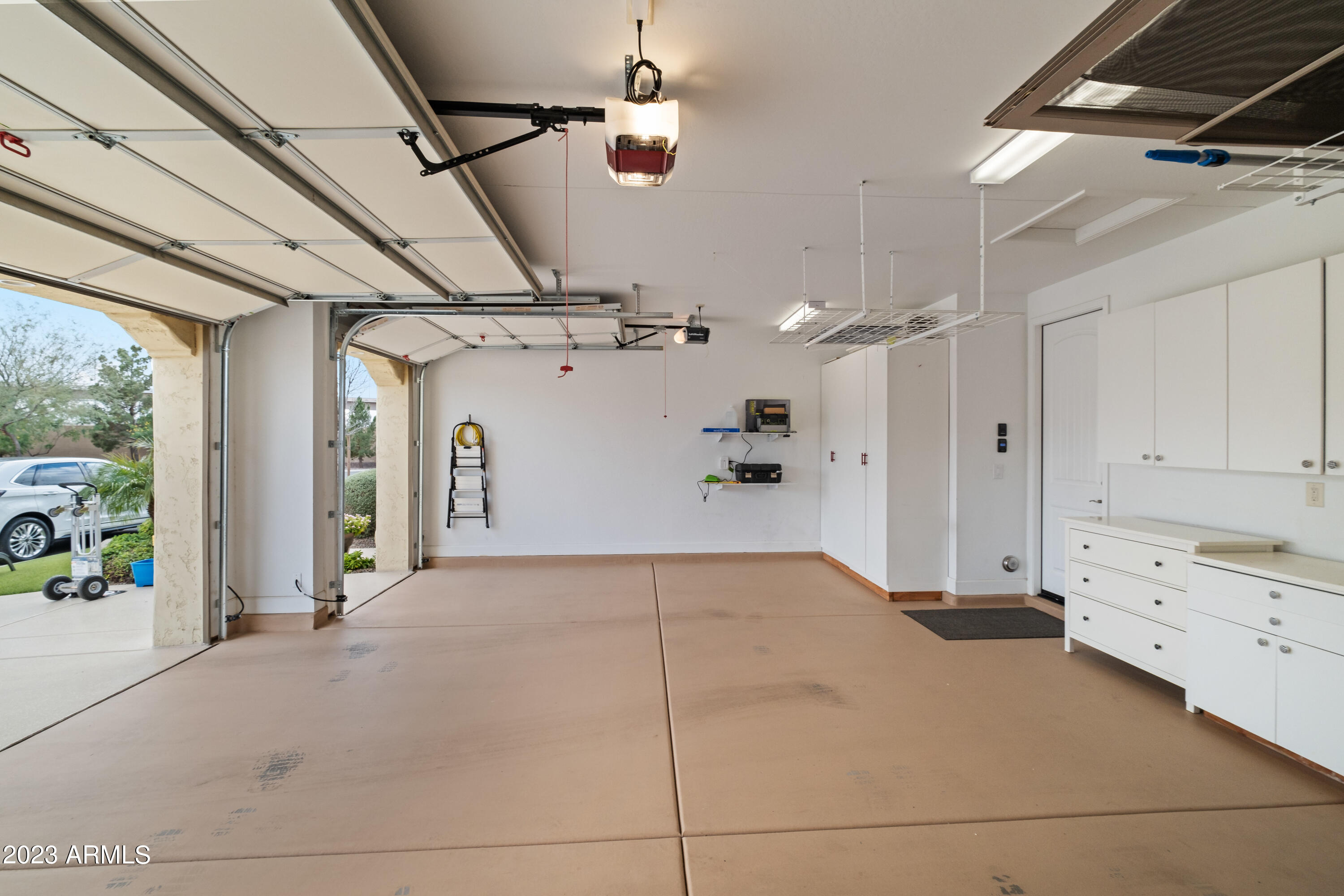16946 West Almeria Road Goodyear, AZ 85395 - Photo 38 of 57 Garage3