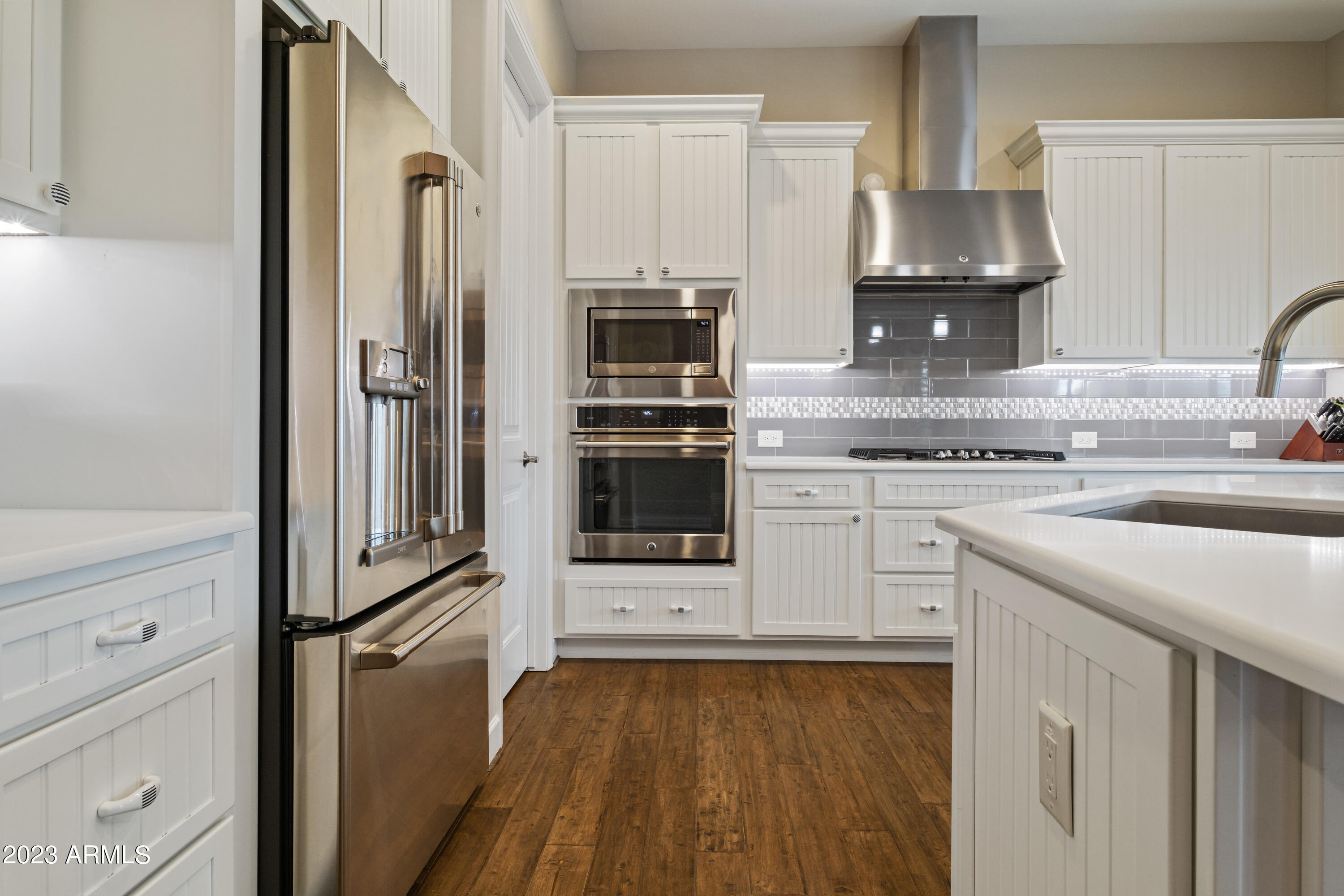 16946 West Almeria Road Goodyear, AZ 85395 - Photo 10 of 57 Custom Kitchen2