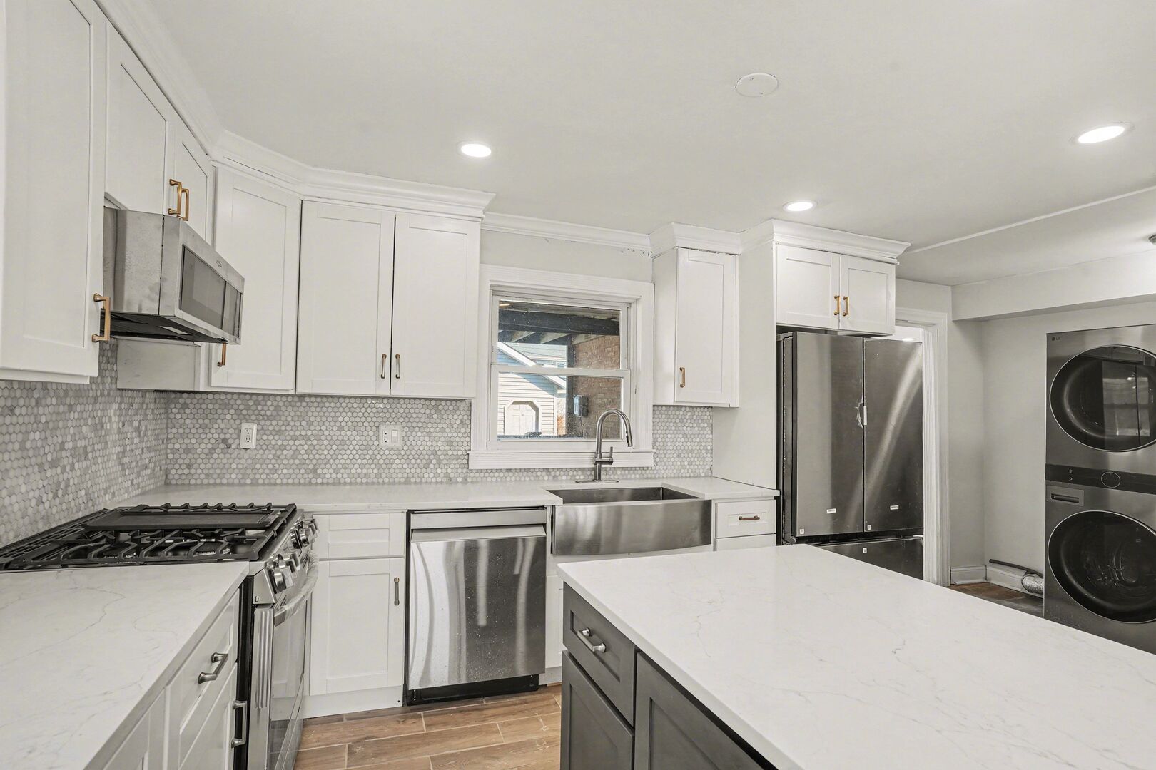 6044 Washington Street Chicago Ridge, IL 60415 - Photo 5 of 24 Gallery Image 5