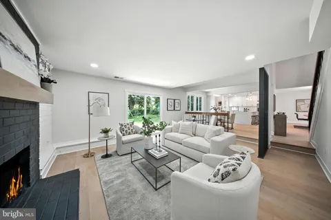 $999,888 | 5503 Fireside Court, Fairfax, VA 22032