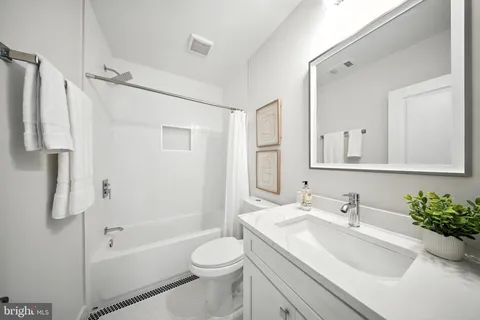 $999,888 | 5503 Fireside Court, Fairfax, VA 22032